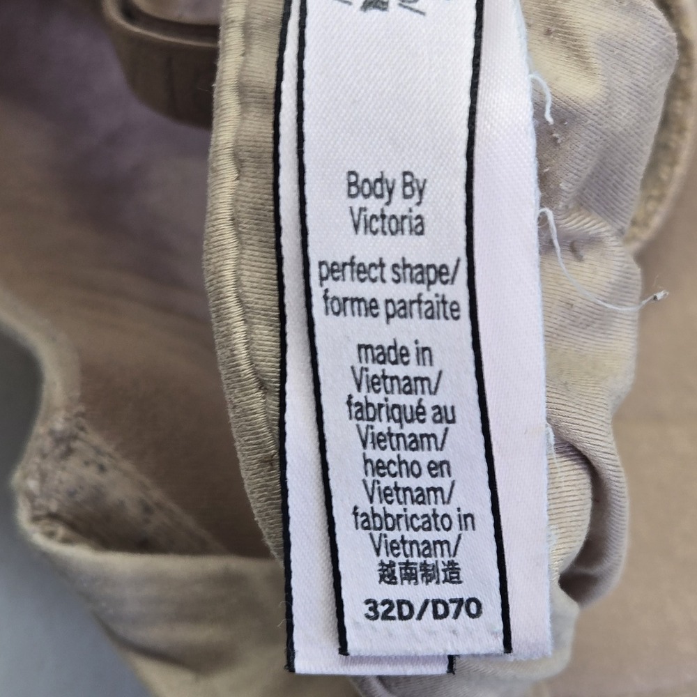 Victoria's Secret Beige Bra - Picture 4 of 10